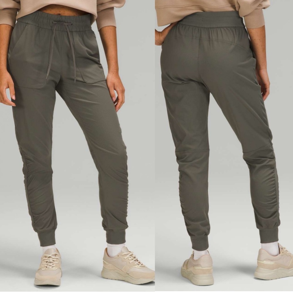 Lululemon Beyond the Studio Jogger Grey Sage SZ 2
